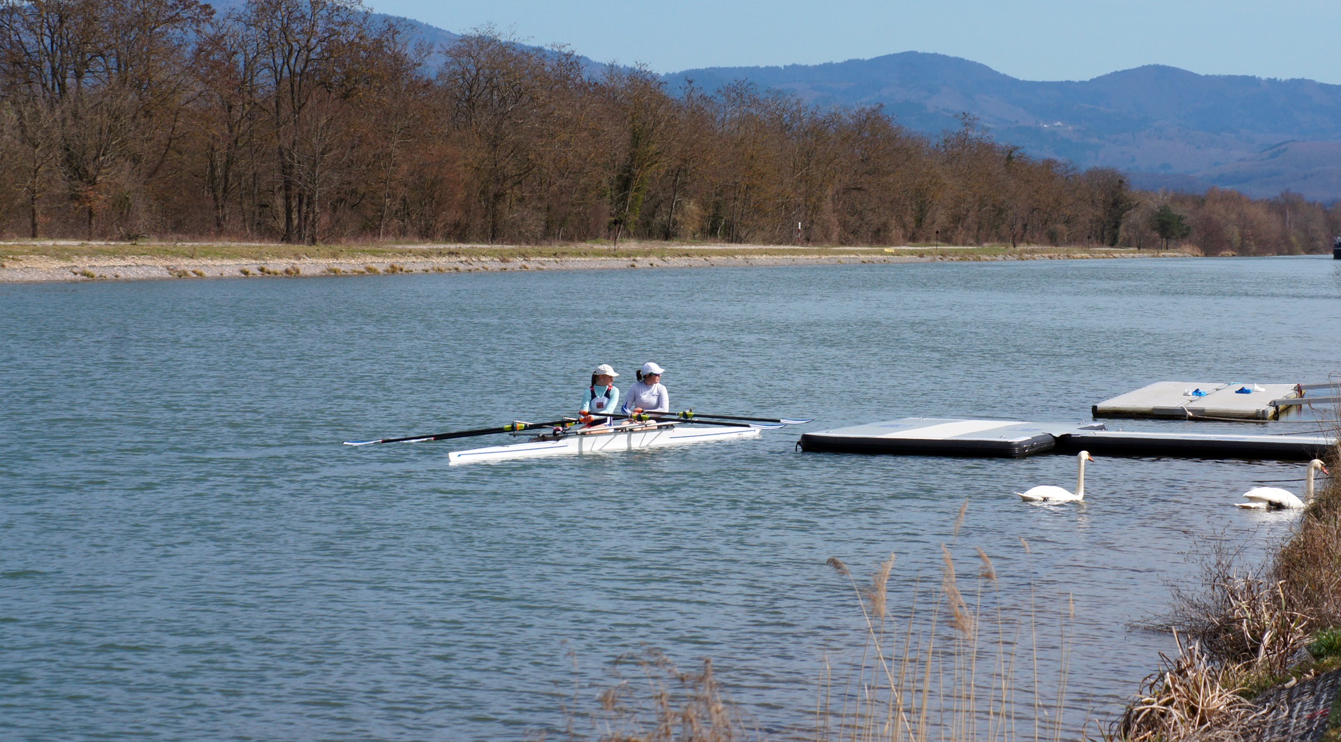 Un double femmes en couple aviron à Mulhouse